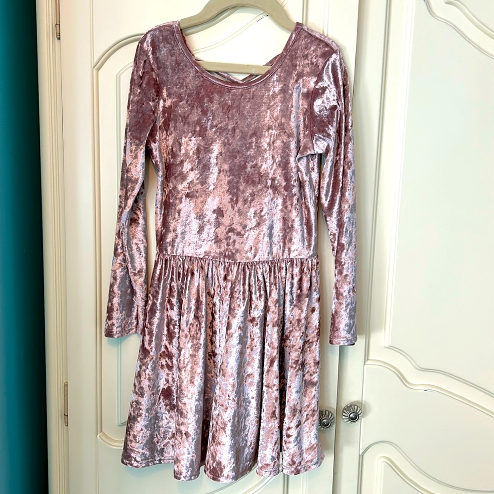 Pixie Lane Pink Crushed Velvet long sleeved dress Size 8
